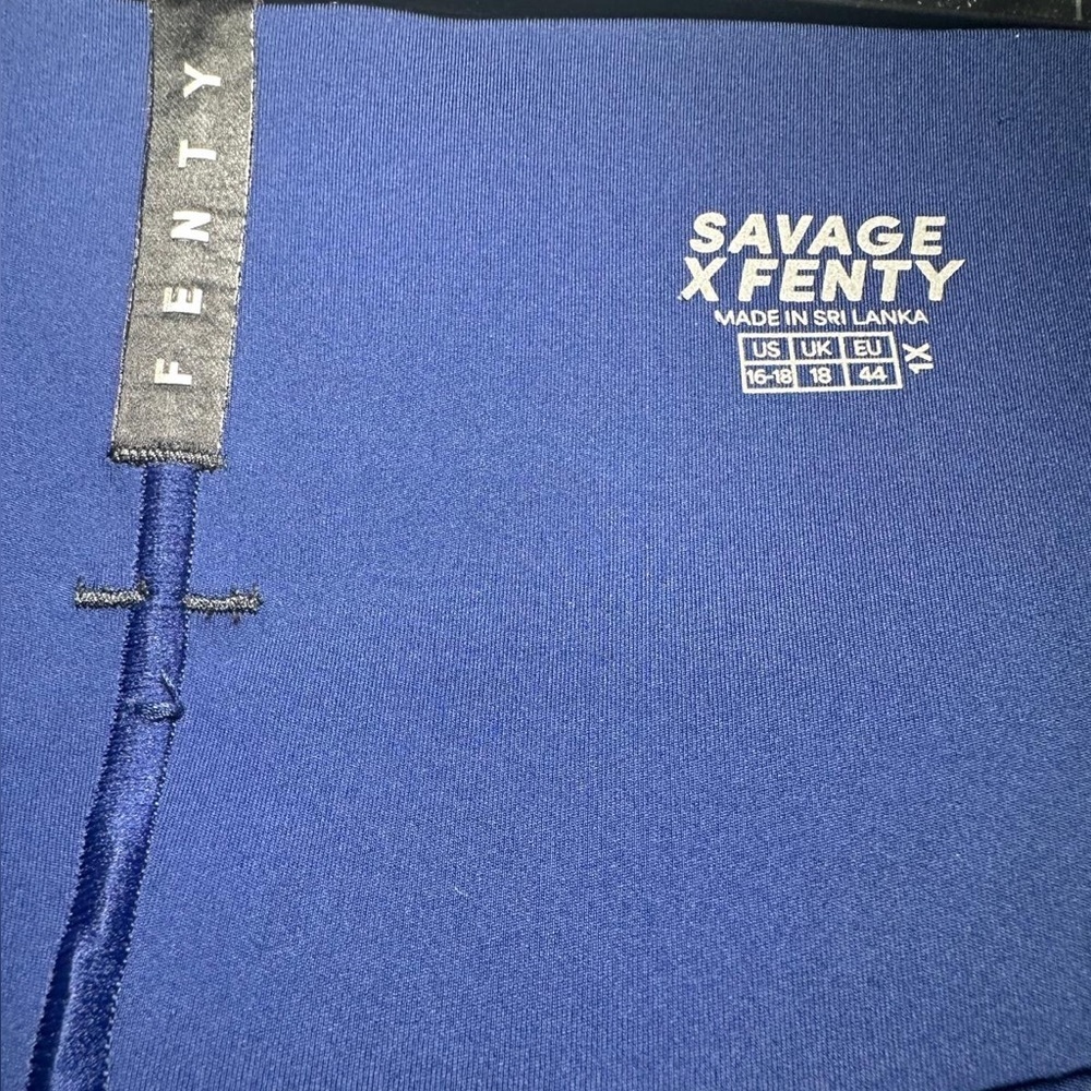 Savage X Fenty Hotline Lace-trimmed High-Waist Leggings - Picture 7 of 10